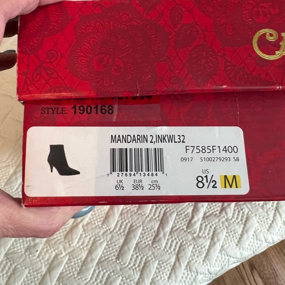 Suede blue Carlos Santana booties - Picture 2 of 6